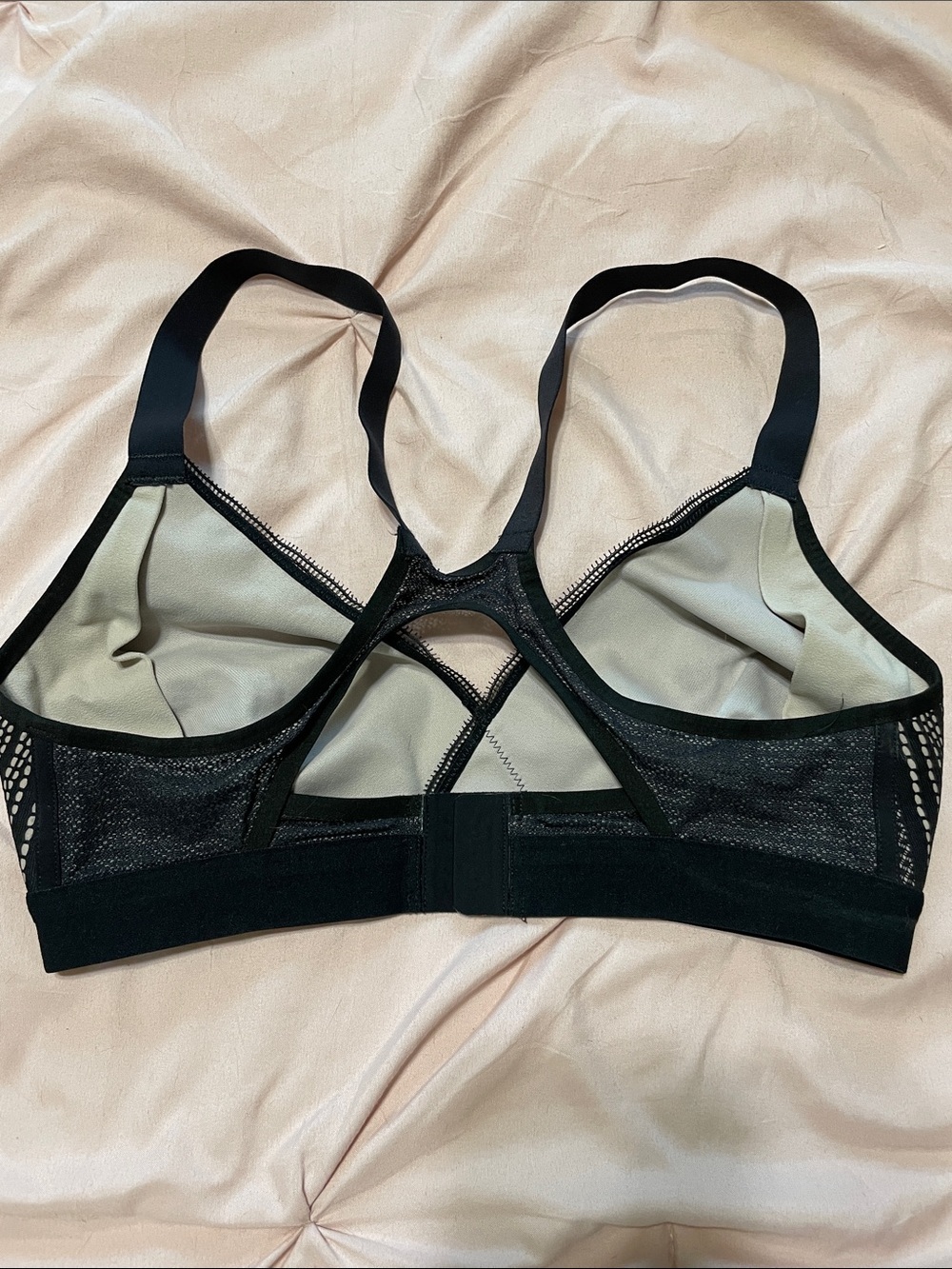 Lululemon Awake To Lace Bra 32D Black Beige V-Neck Mesh Hook-and-Eye Closure - Picture 5 of 7